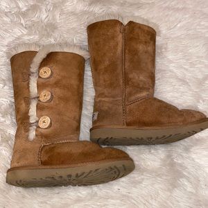 UGG boots children size 13